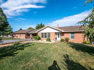 8613 Beacon Hill Rd, Harrisonburg, VA 22802