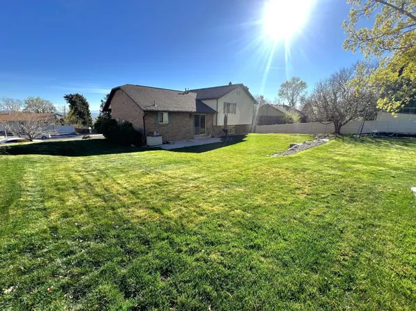 676 E 3300 N, North Ogden, UT 84414