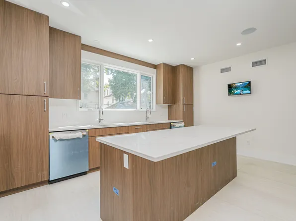 1753 East 21st Street image 18 of 49