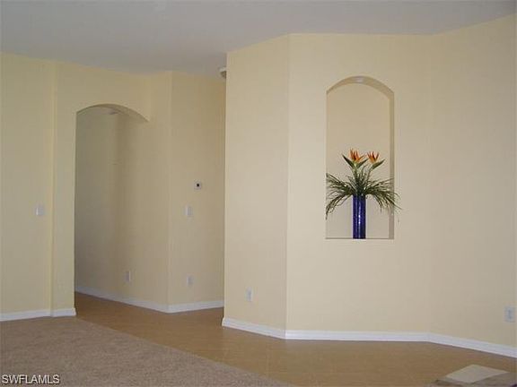 2nd image of 9401 Scarlette Oak Ave