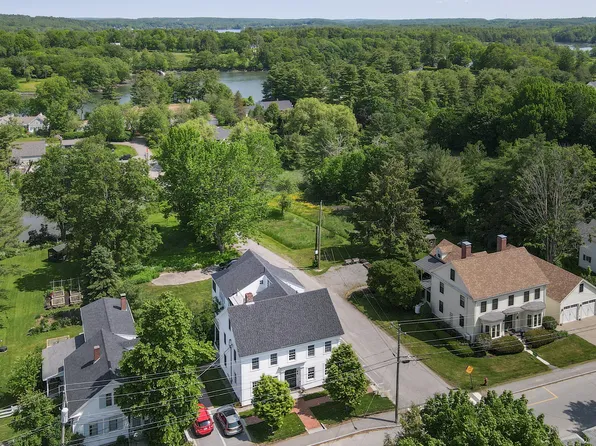 186 Elm Street #1, Damariscotta, ME 04543