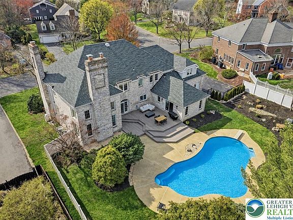 5th image of 4359 Farmington Cir
