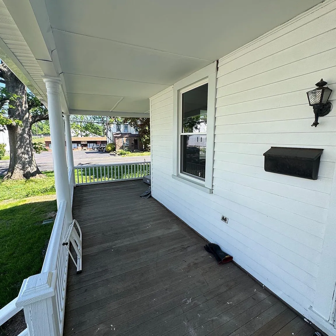 4 bed, 1.5 bath, 1377 sqft, $2,850 — Photo 3
