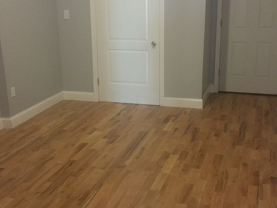 2nd image of 1052 Manor Ave APT 1