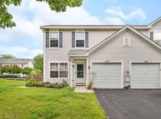 1423 Red Top Ln, Minooka, IL 60447
