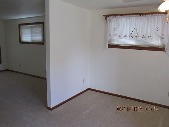 4th image of 419 Garden City Dr