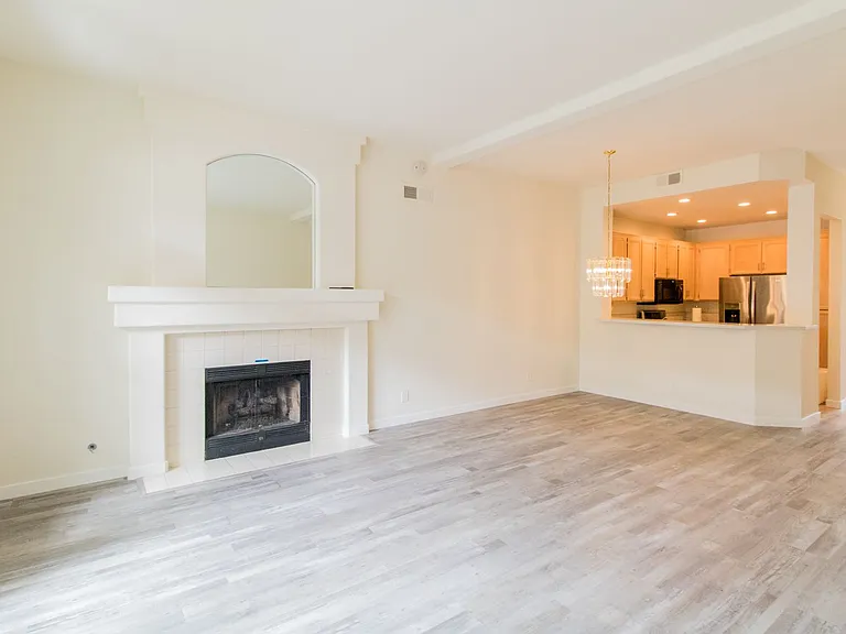 11066 Portobelo Dr — Photo 5