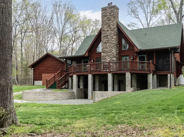 932 Gynnis Creek Dr, Moncure, NC 27559