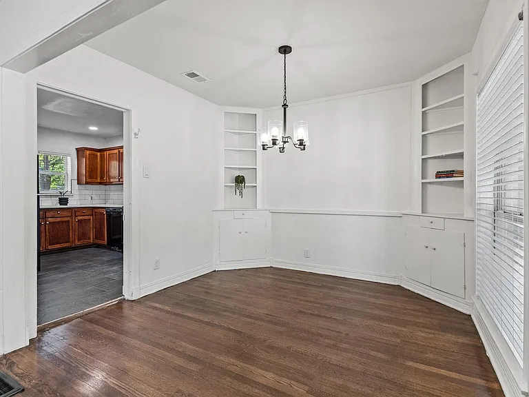 82 Vaughn Dr — Photo 7