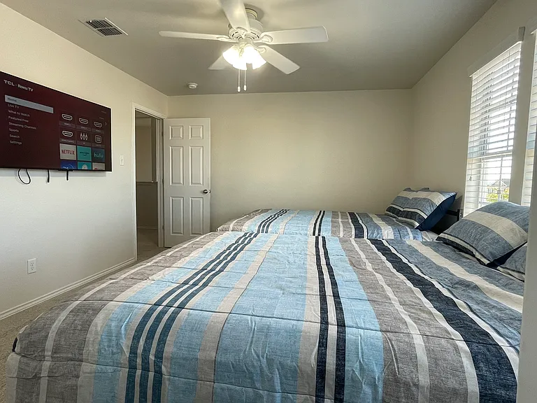 3738 Gallery Wls — Photo 77