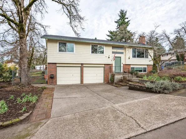 7515 Charolais Dr, Gladstone, OR 97027