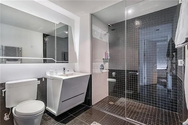 Rented by Platinvm Property Group New York | media 28