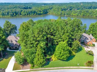445 Lakeshore Dr, Monroe, GA 30655