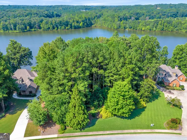 445 Lakeshore Dr, Monroe, GA 30655