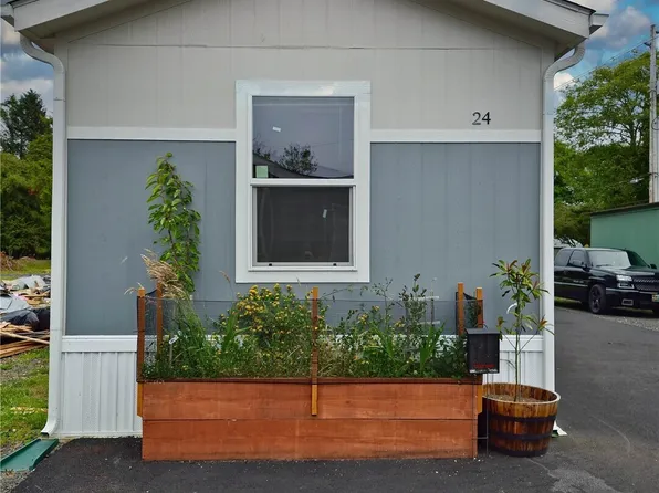 1303 30th #24, Seaview, WA 98640