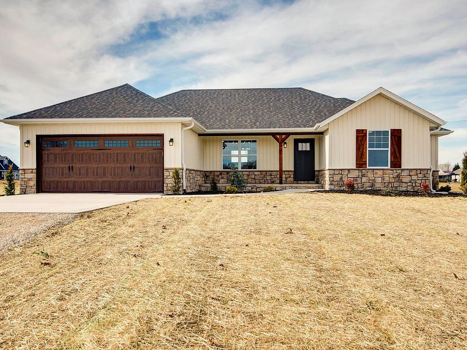 1st image of 233 Bruce Drive