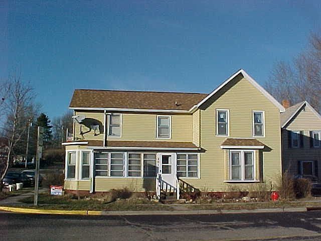 2nd image of 201 E Main St