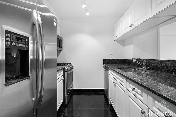 Rented by Mirador Real Estate | media 11