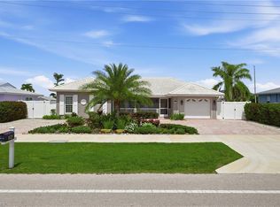 813 N Barfield DR, MARCO ISLAND, FL 34145
