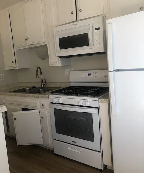 Ponderosa Apartments — Photo 5
