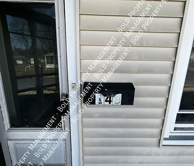 143 N Lancaster St — Photo 13
