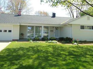 6519 Sherborn Rd, Parma Heights, OH 44130