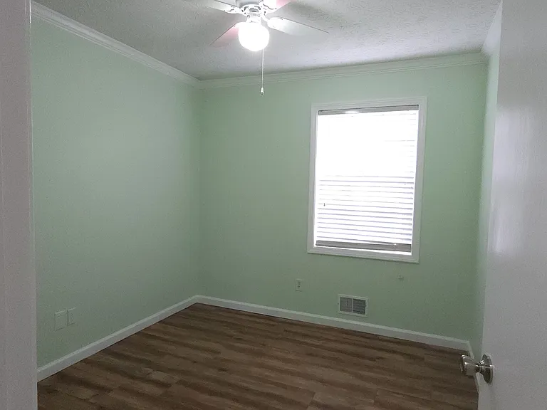 2922 Lawrenceville Hwy — Photo 4