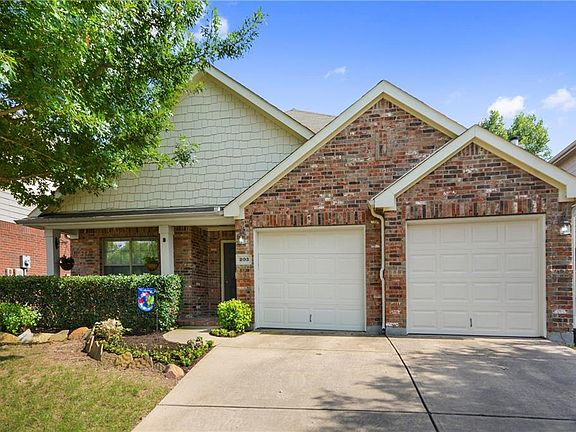 2nd image of 203 Mulberry Dr