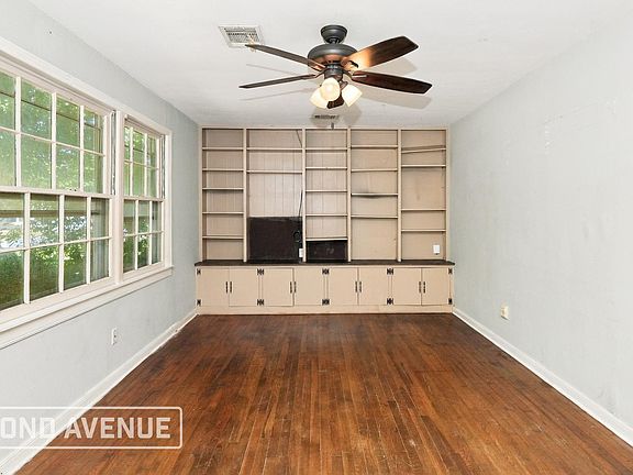 2nd image of 1905 Little St