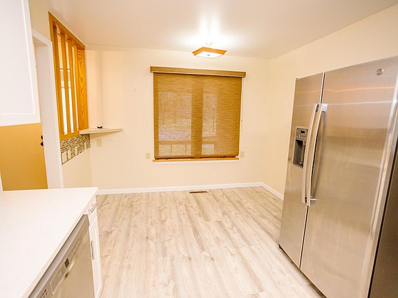 5th image of 3806 Wrenwood Ct Unit 43