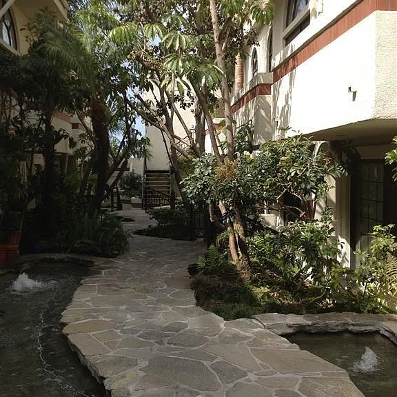 Islands of Tranquility — Photo 4