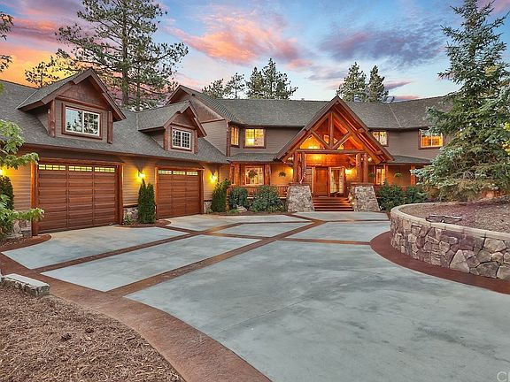 3rd image of 450 Morningstar Pl