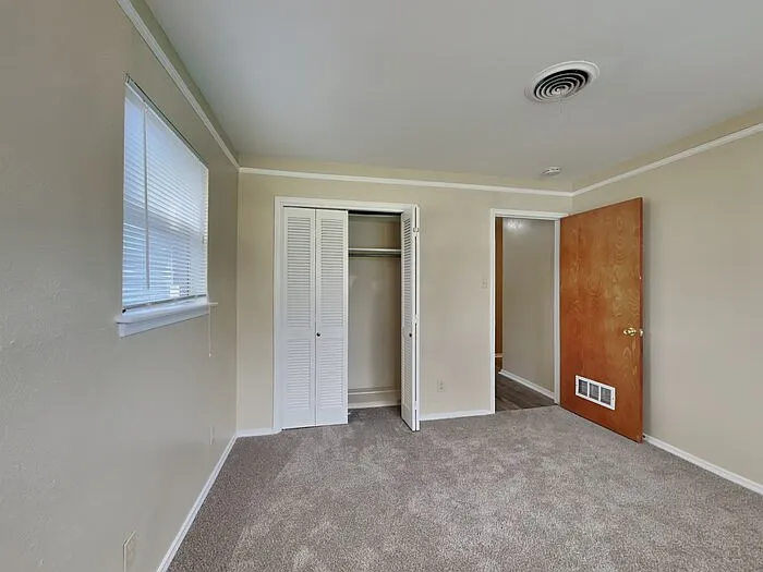 7108 Ellis Rd — Photo 17