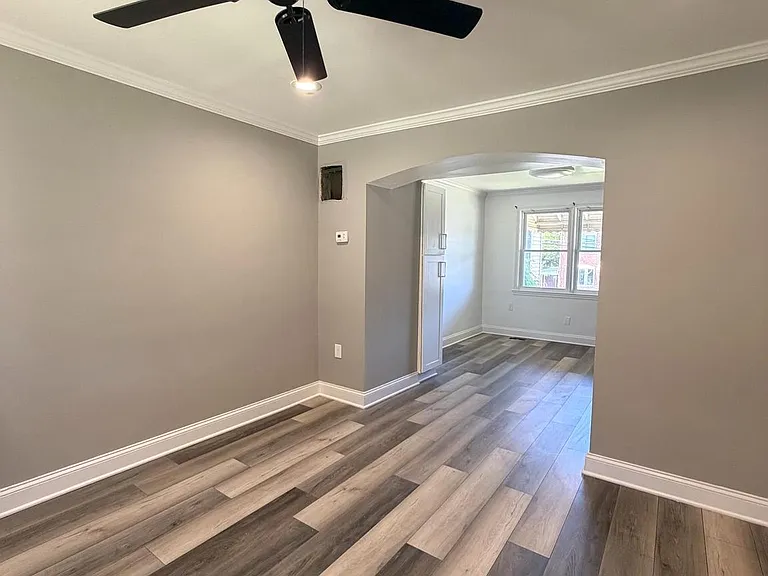 7058 Eastbrook Ave — Photo 2