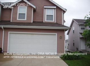 7227 SW 23rd St, Topeka, KS 66614