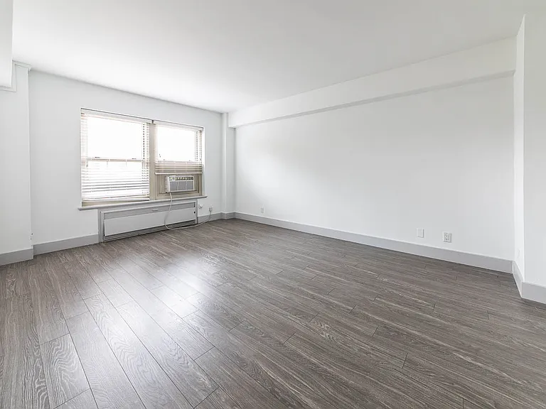 Dining/Living room
