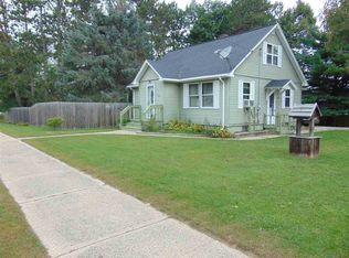 123 Wisconsin Ave, Oconto Falls, WI 54154
