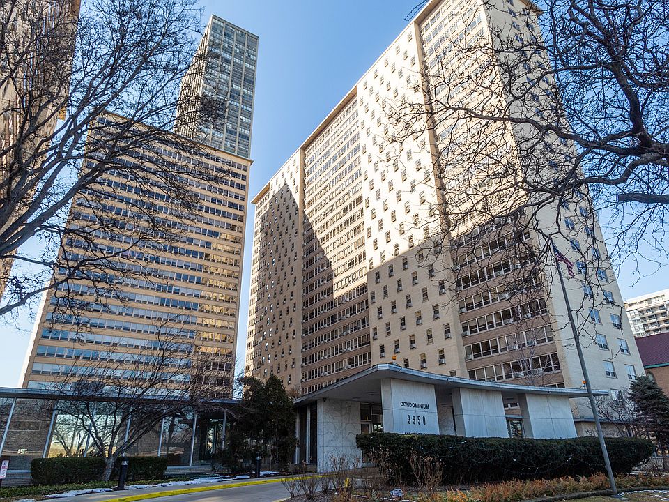 1st image of 3950 N Lake Shore Dr APT 911