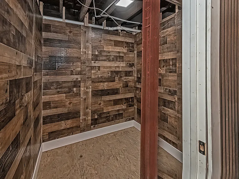 1136 N Euclid Ave #1 — Photo 17