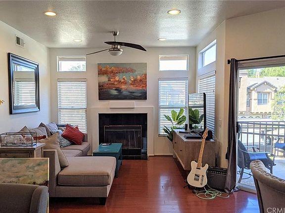 3rd image of 1048 S Country Glen Way