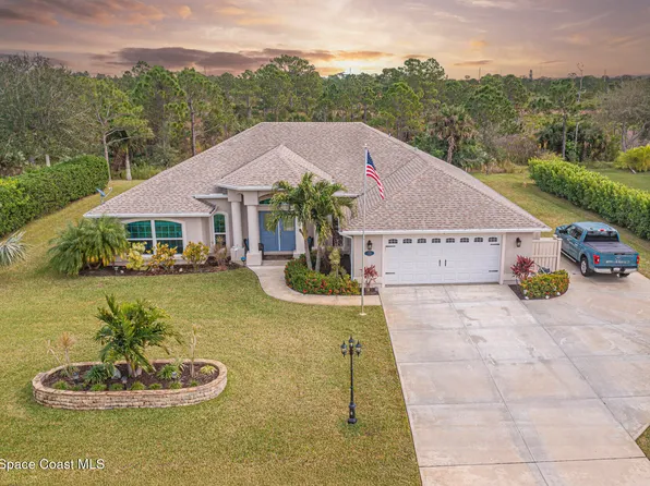 751 S Easy St, Sebastian, FL 32958