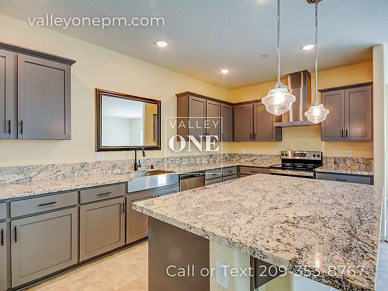 637 Mansfield Dr — Photo 24