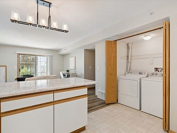 5th image of 2861 Coral Ct APT 103