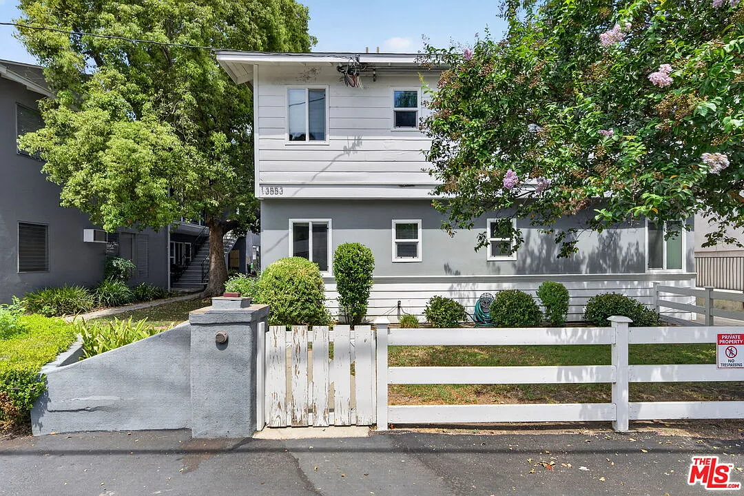 2 bed, 1.0 bath, 800 sqft, $2,600 — Photo 4