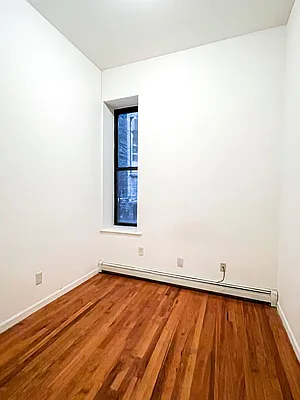 Rented by City Connections Realty | media 12