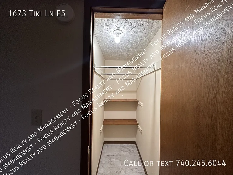 1673 Tiki Ln #E5 — Photo 8