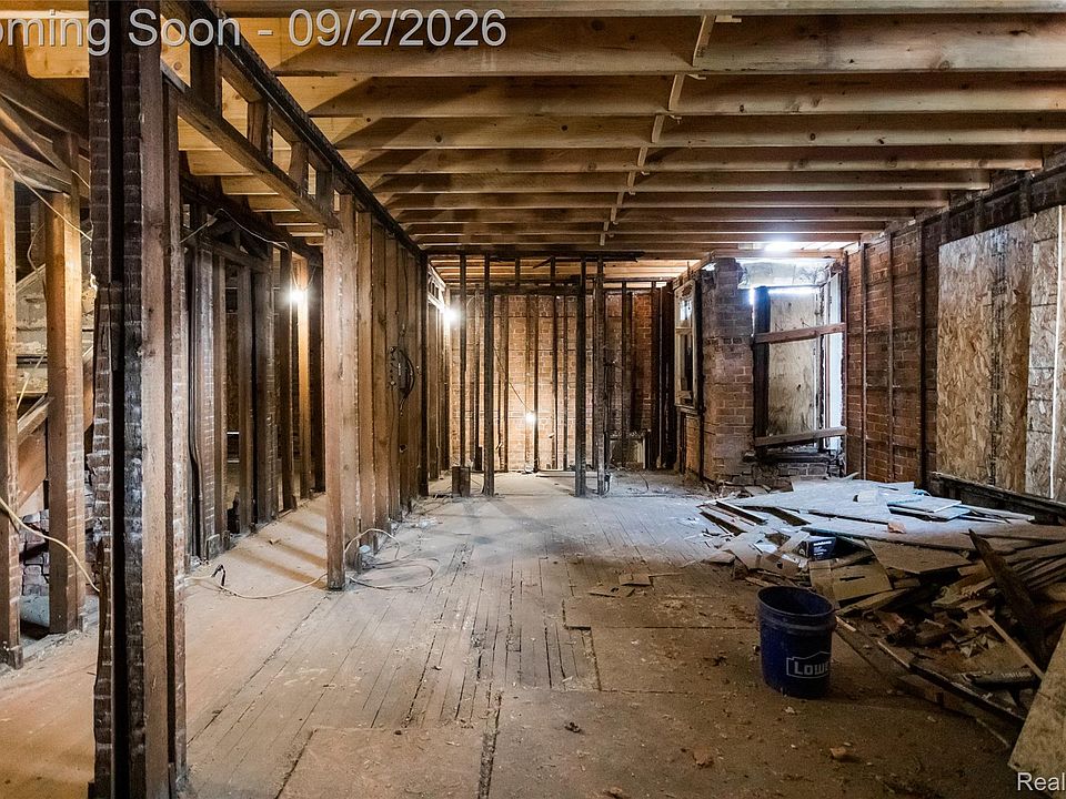 1574 Cadillac, photo 10