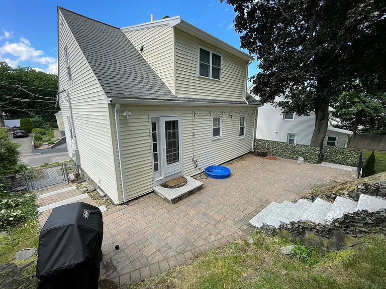 20 Oak Rd — Photo 28