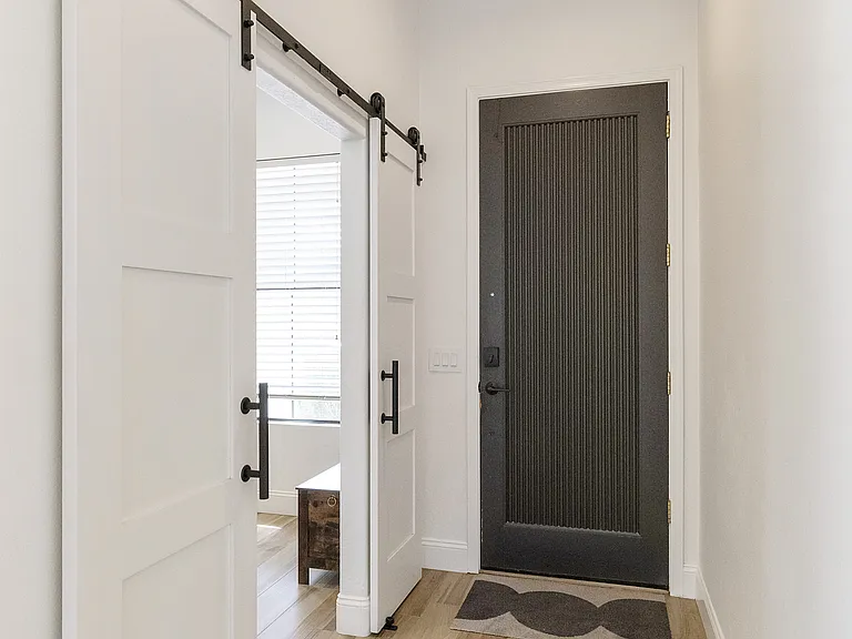 442 W Carob Dr — Photo 15