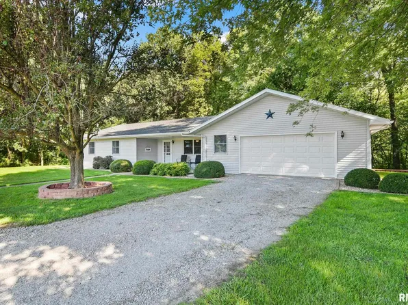 19550 Athens Blacktop Rd, Petersburg, IL 62675